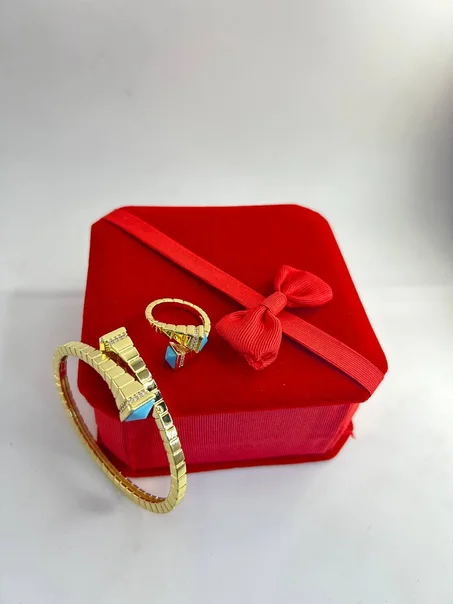 براسلي وخاتم