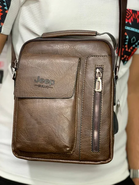 Sacoche Jeep en cuir imperméable v8
