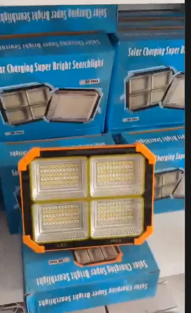 Projecteur Solaire Portable 288 LED 200W