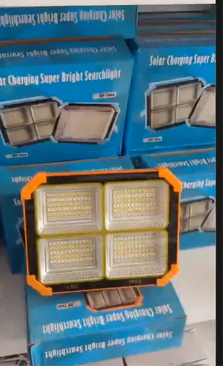 Projecteur Solaire Portable 288 LED 200W