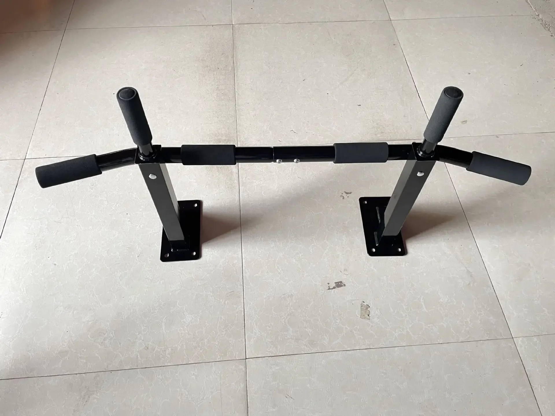 Barre de Traction Fixe au Plafond - Musculation & Fitness