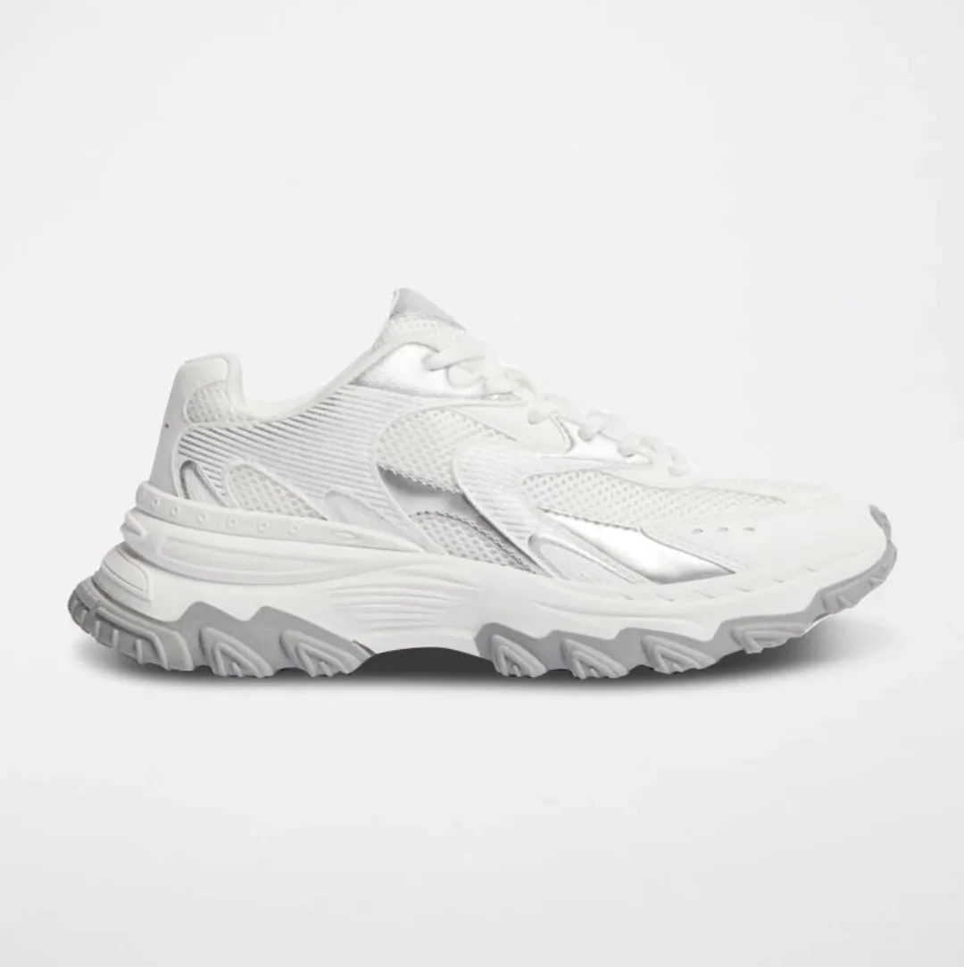 Baskets Blanc et Gris