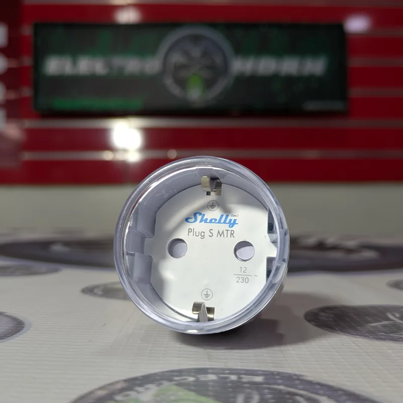 Shelly Plug S Gen 3 - القابس الذكي الأحدث مع دعم Matter وقياس الطاقة (2500W)
