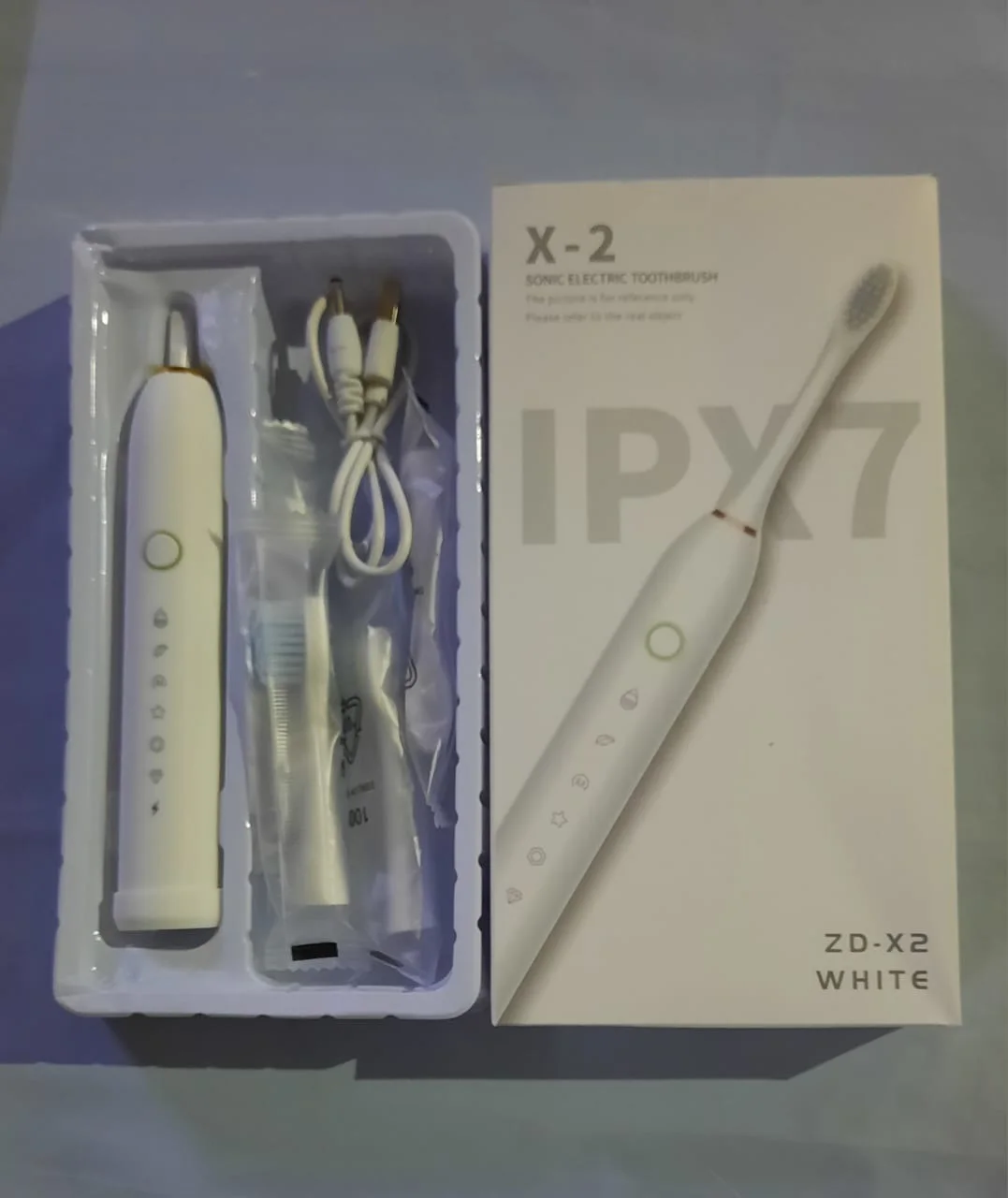 Ultrasonic Toothbrush فرشاة الأسنان الكهربائية