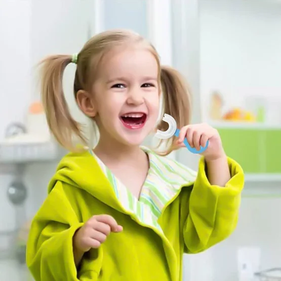 Kids ToothBrush U-Shaped - Heart U فرشاة أسنان للأطفال على شكل