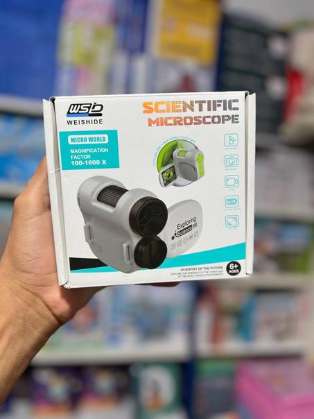 الميكروسكوب التعليمي