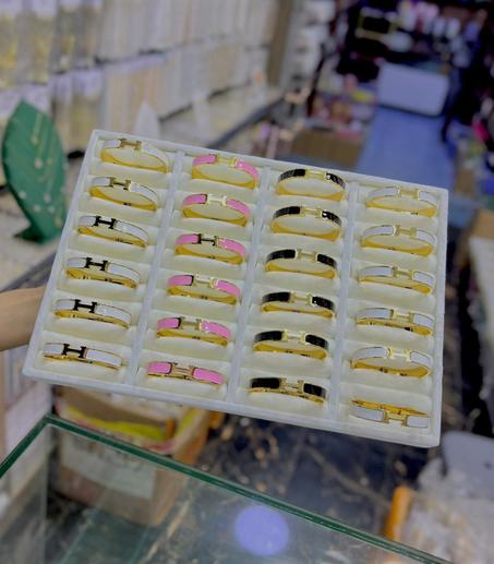 سوار الأناقة – فخامة بتصميم راقٍ