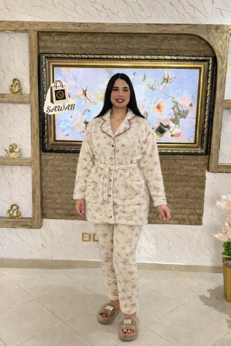 بيجامة أونسومبل بالحزام كانيش غليض