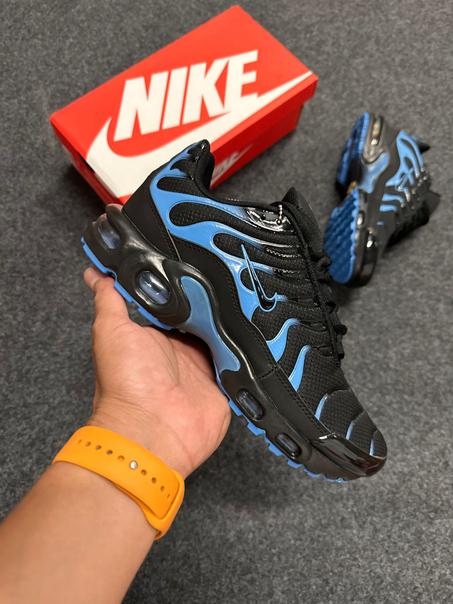 NIKE TN negroazul