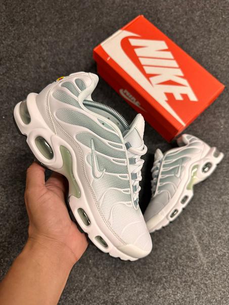 NIKE TN blanco verde