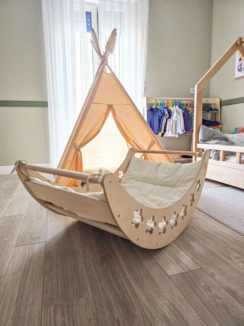 سرير الأرجوحة للبيبي تجربة راحة ونموّ لطفلك بطريقة ذكية وآمنة