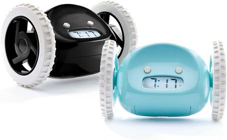 ساعة منبه بالعجلات