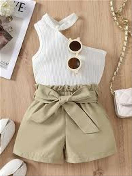 أزياء الأطفال