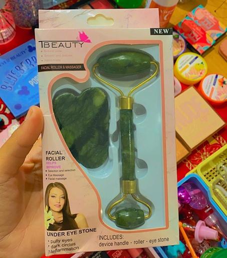 Rouleau Massage du Visage - Pierre de Jade Vert + Planche de Guasha