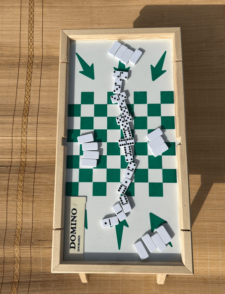 طاولة محمولة متعددة الوظائف 4x1 و قابلة للطي