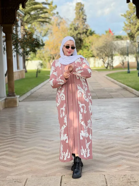طقم تركي أنيق من قطعتين  مريح، مضاد للحساسية
