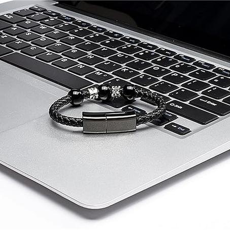 Bracelet With Charging Cable -سوار على شكل كابل شحن