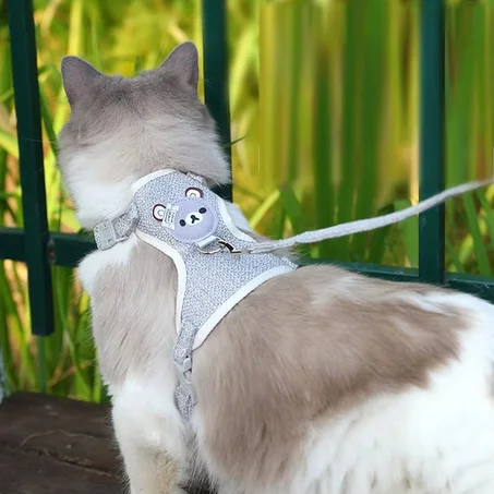 Undershirt-Style Pet Harness & Leash – Breathable Adjustable Vest for Cats