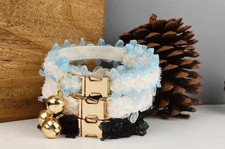 Lace Cat Collar with Bell – Adjustable, Soft, Personalized Name Tag for Cats
