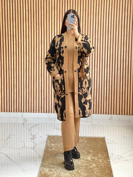 انسومبل ثلاث قطع من الصنف الدافى والرطب