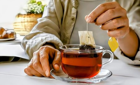 الشايات بالاعشاب