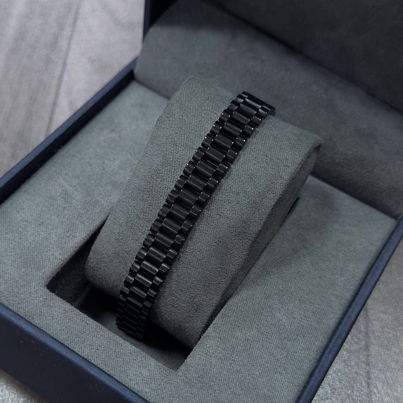 Bracelet Billionaire simple noir