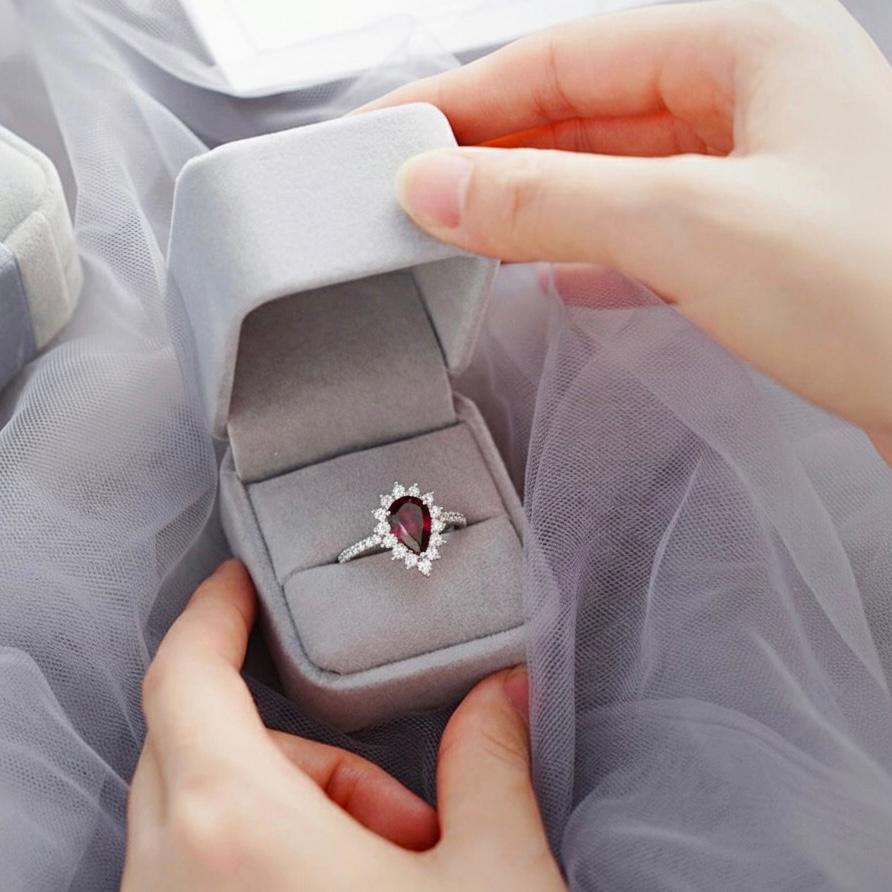 Bague Reine rouge en argent 925