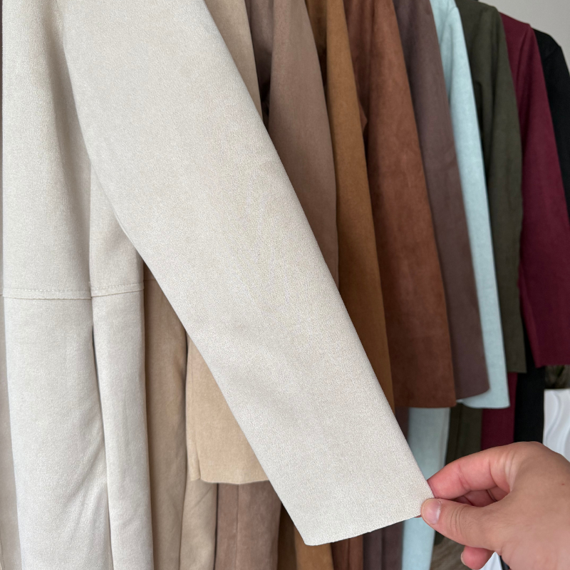 Cardigan en suédine douce