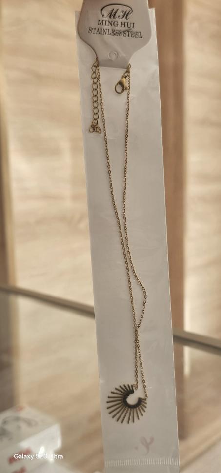 عقد نسائي فاخر من Stainless Steel