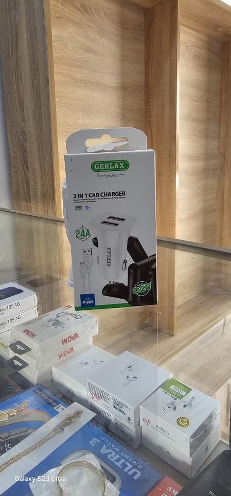 شارجور السيارة GERLAX 2 in 1 Car Charger