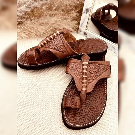 Sandale artisanale en cuir véritable 100% naturel fait main