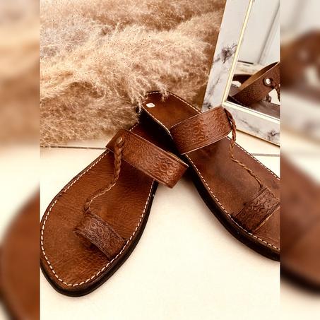 Sandale artisanale en cuir véritable 100% naturel fait main