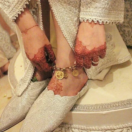 تشكيلة نسائية