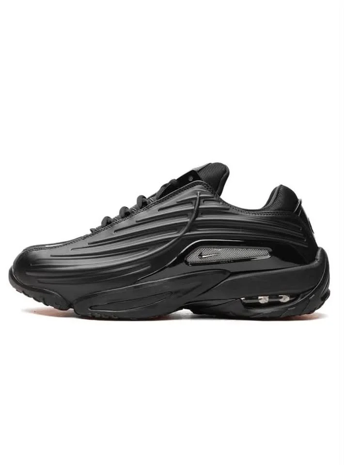 NIKE NOCTA