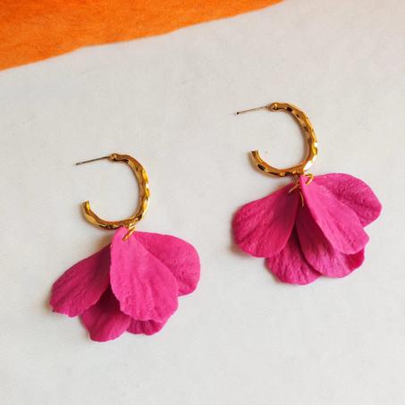 Fushia petals earrings