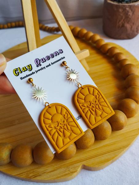 Butterfly arch earrings