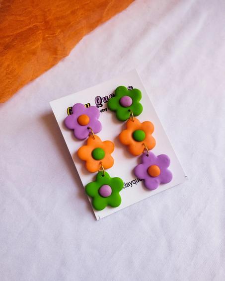 Vibrant retro earrings