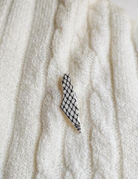 Koufiyah brooch