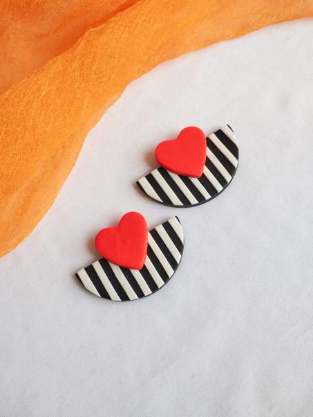 Parallel passion earrings