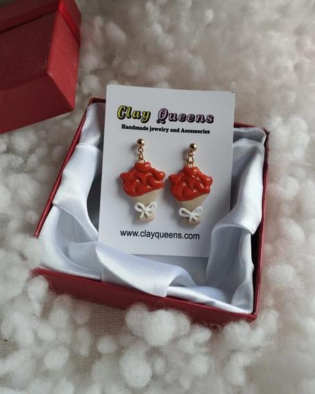 hearts bouquet earrings