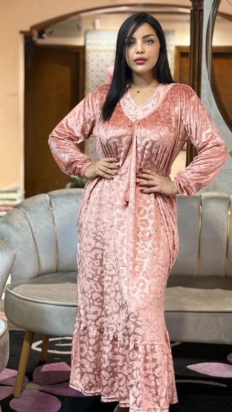 بيجامة طويلة للأمهات – راحة وأناقة في تصميم خاص