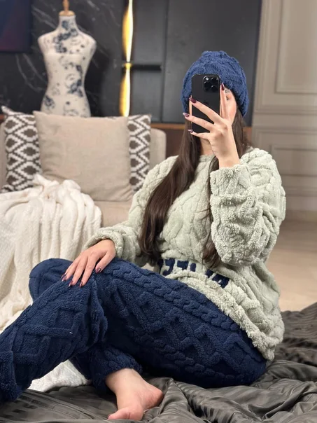 بيجامة شتوية كنيش مع طاقية – الدفء والأناقة بألوان زاهية