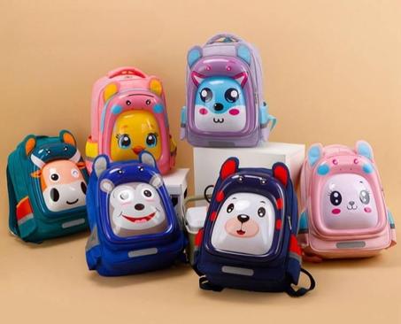 محافظ مدرسية كرتونية للأطفال