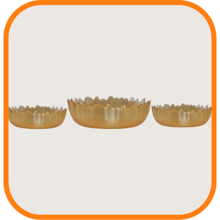 طقم يتضمن 3 أوعية كبيرة و 6 أوعية متوسطة  - الذهبي والتموجات