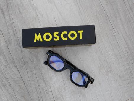 moscot transparent cadre noire