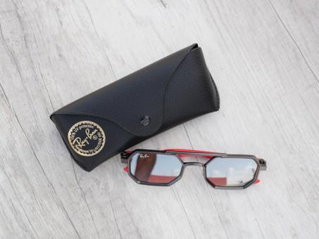 Ray-Ban ferrari Miroir