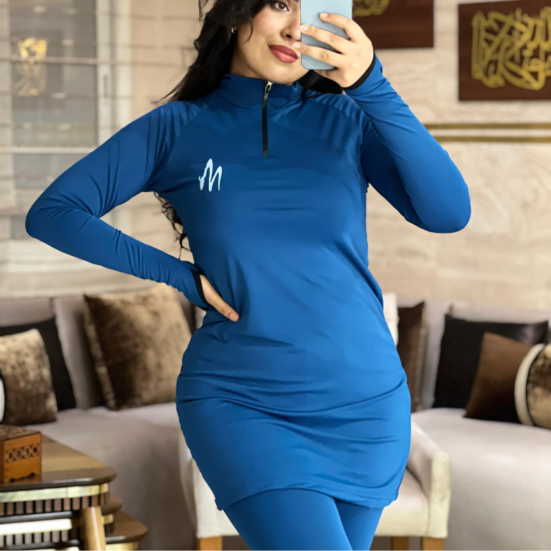 طقم رياضي انييق ومريح ( مزيج من الراحة و الفعالية )