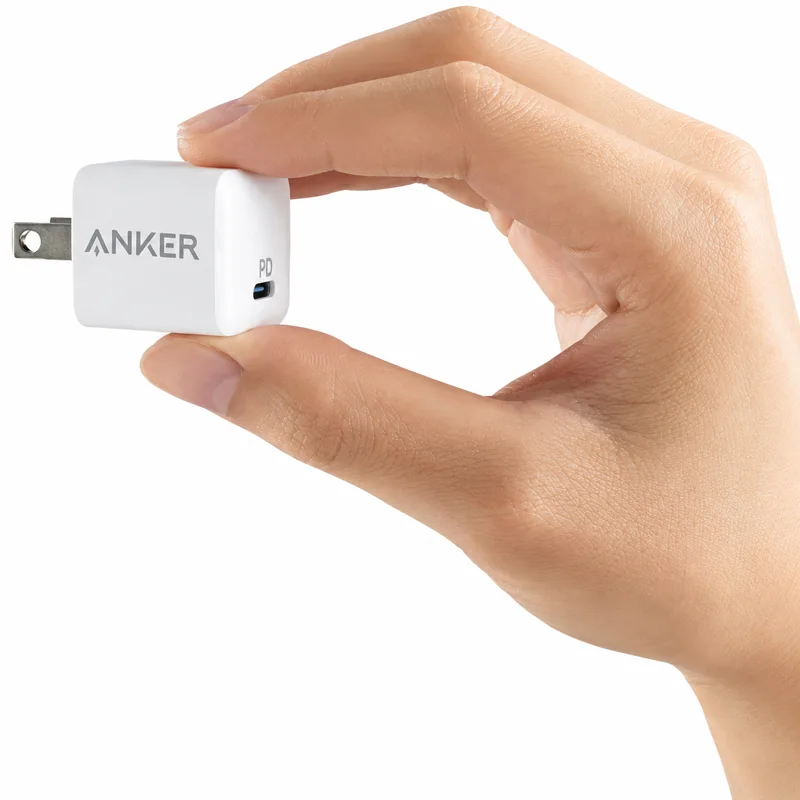 عرض Anker Power Port Nano 20W + كابل شاحن USB متعدد 15 سم (3 في 1)