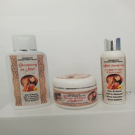 مجموعة متكونة من شامبو العسل + ديميلور مستخلص من زيت أرغان + بلسم مغذي للشعر