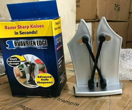 مسن السكاكين العصري